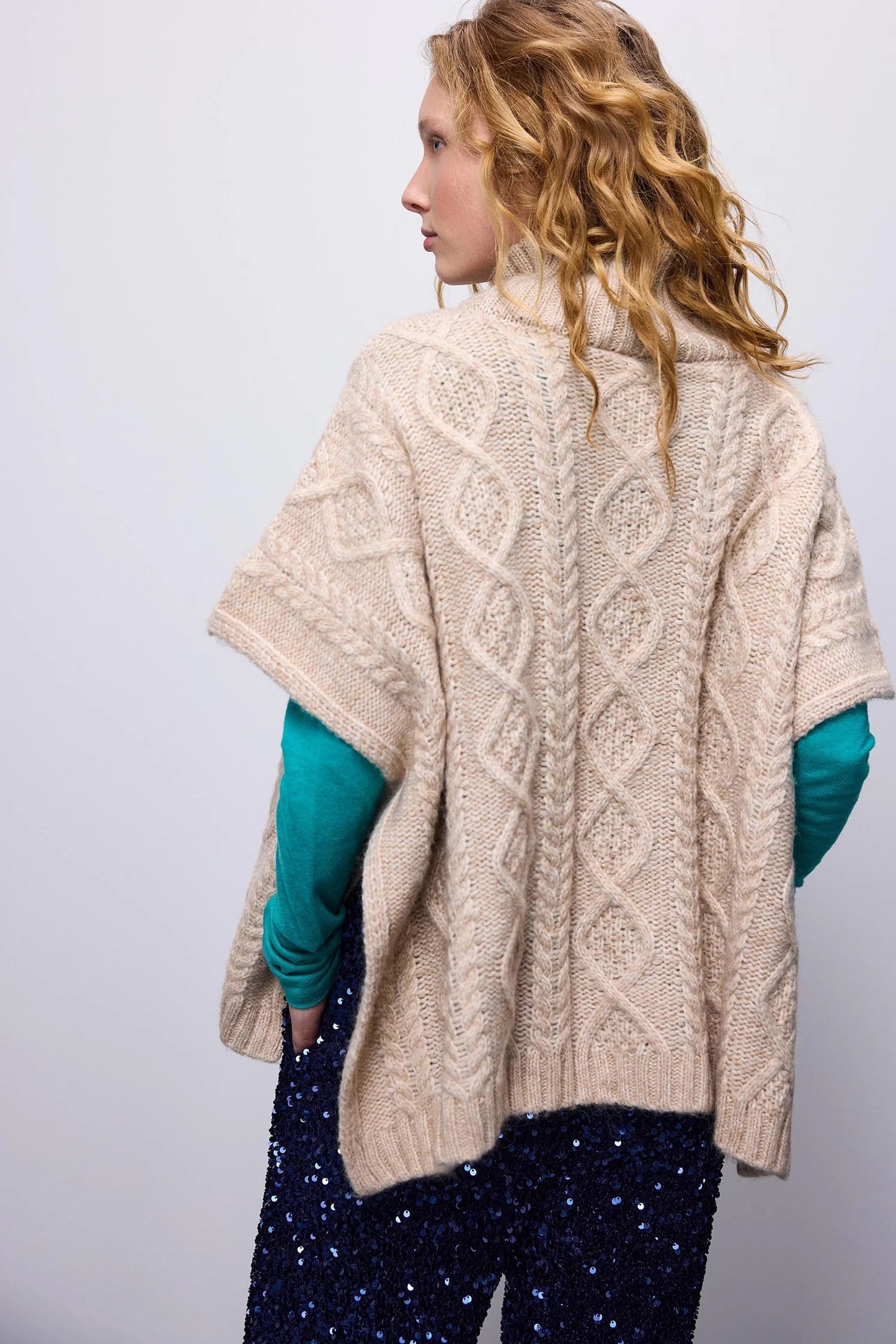 Poncho with Turtleneck - Ivory - Summum